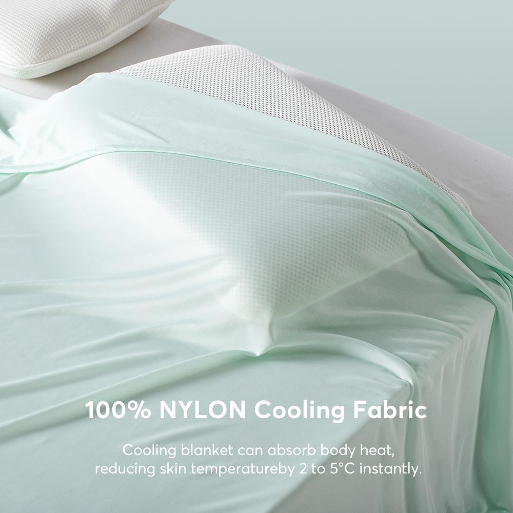 GRIQORA CoolRest™ Breathable Cooling Blanket