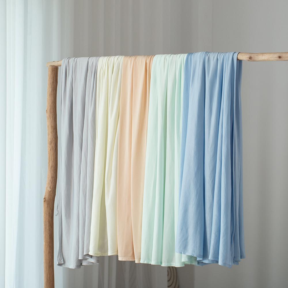 GRIQORA CoolRest™ Breathable Cooling Blanket